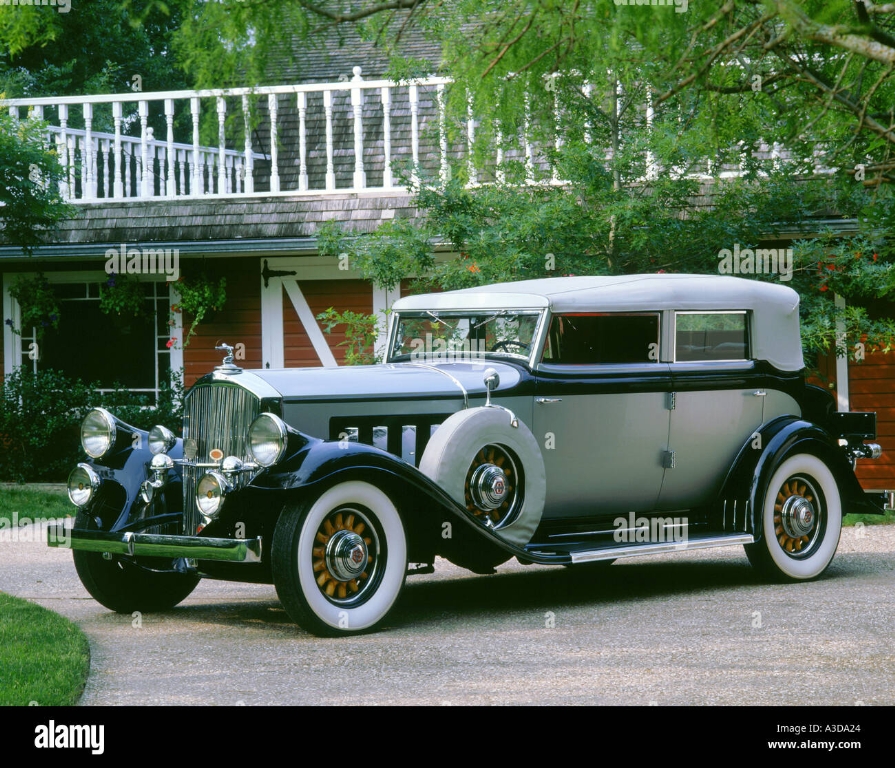 1930-pierce-arrow-7-passenger-phaeton-A3DA24.jpg